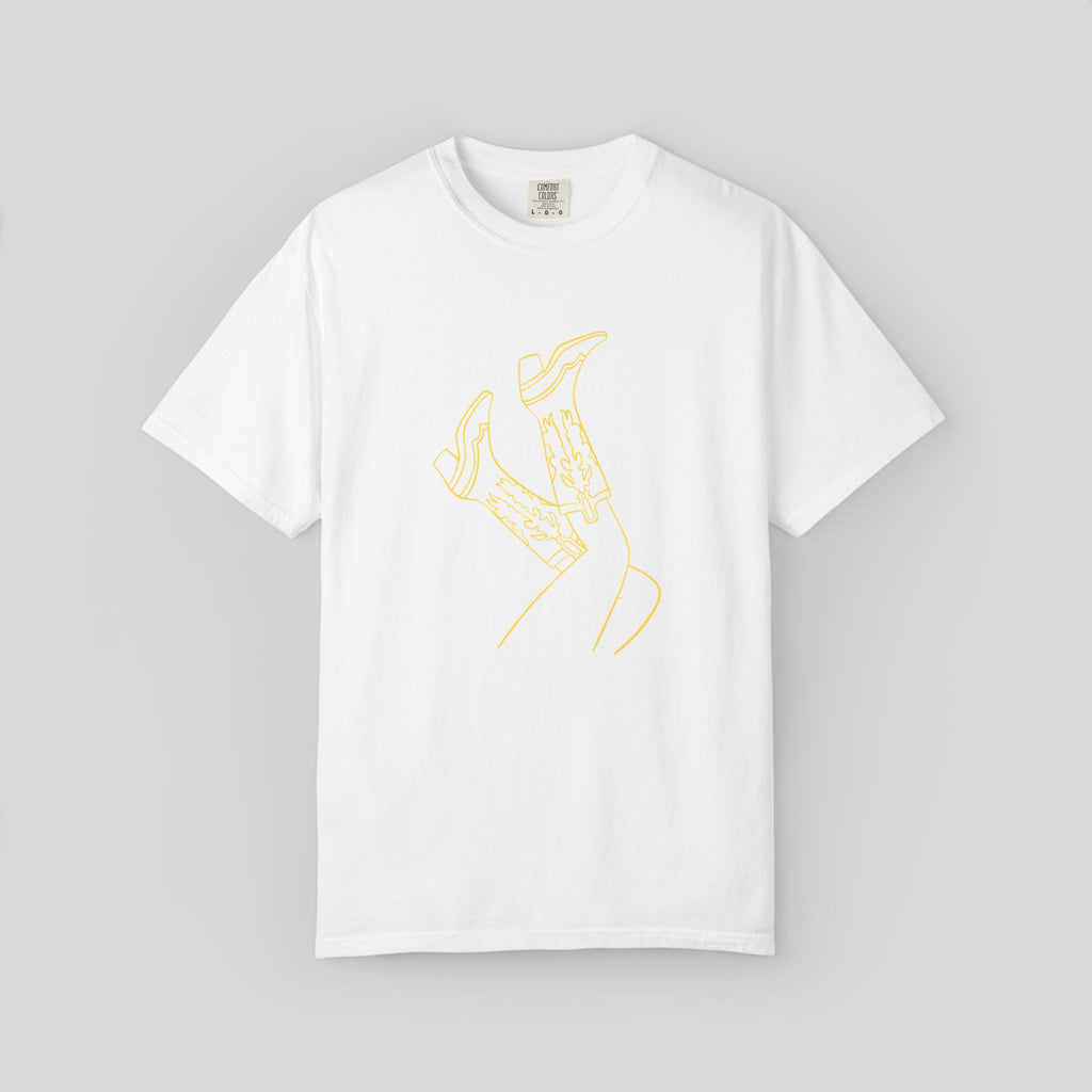 Kicking Back Tee — ComfortCast Unisex Graphic T-Shirt
